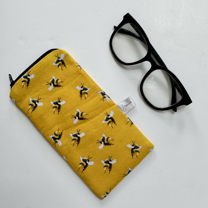 Glasses Case – Yellow Bees