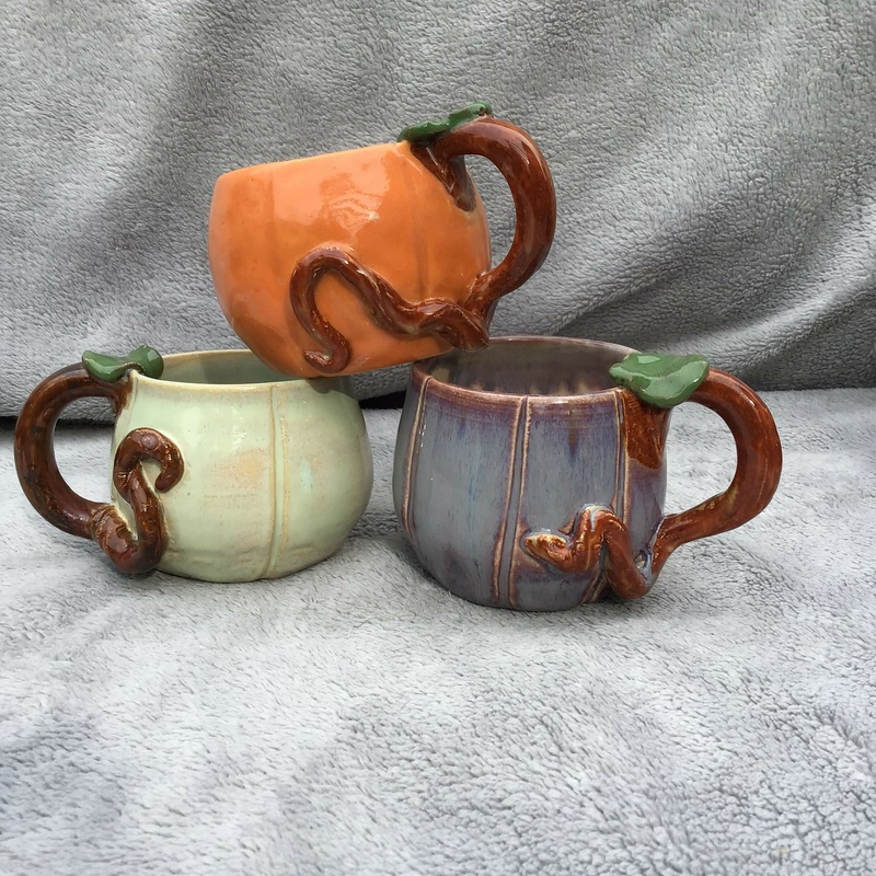 Pumpkin Mug|Orange|Bright orange|Green 1|Orange 2|Purple|Pale green|Green 2 (top mug)