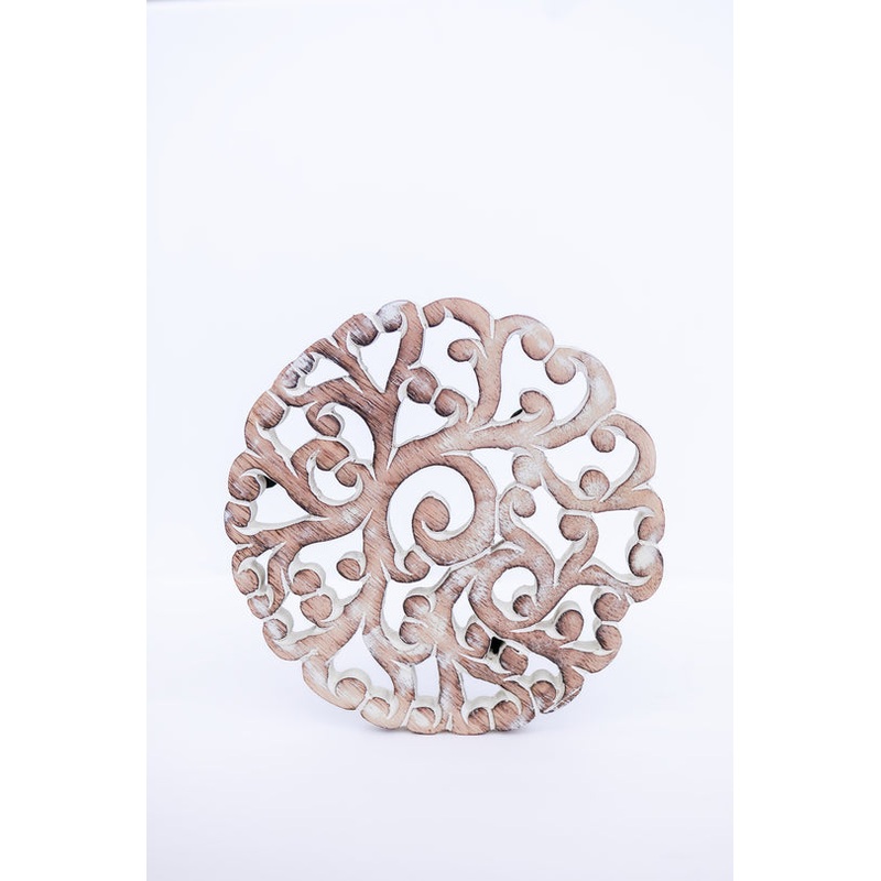 White Wash Vine Trivet
