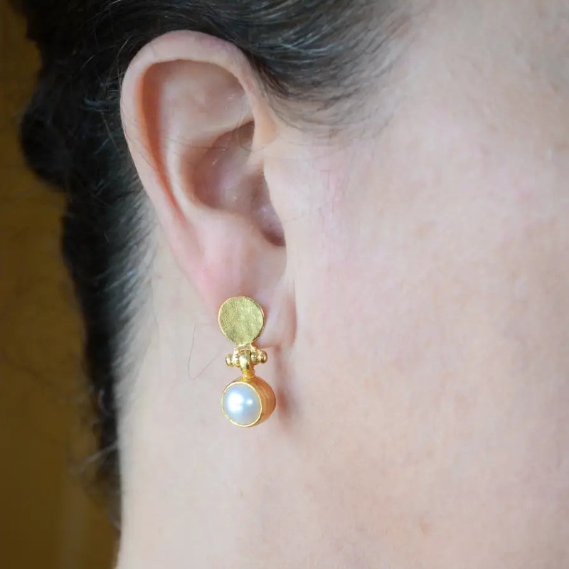 NY Freshwater Pearl Hammered Post Earrings