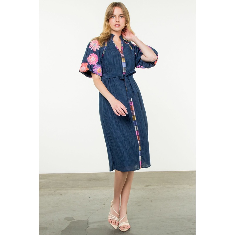 Th Embroidered Sleeve Textured Dress