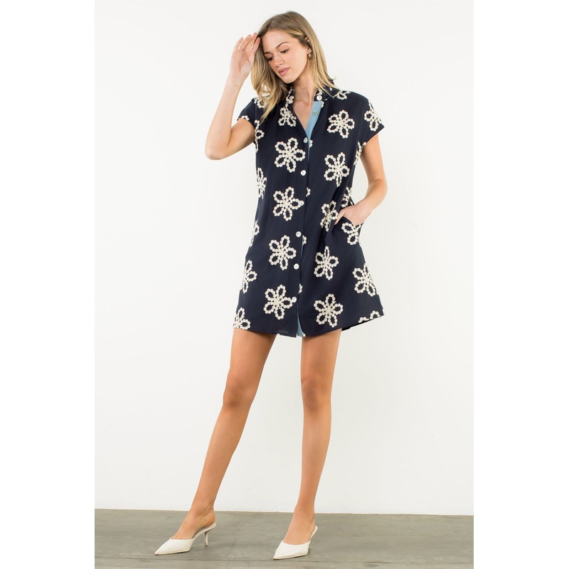 Th Embroidered Flower Chambray Placket Dress
