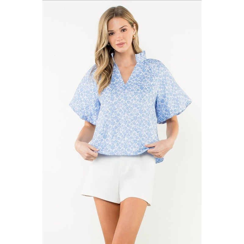 Th Periwinkle Floral Textured Top