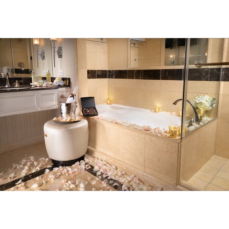 Venetian Luxury Bath Suite Experience