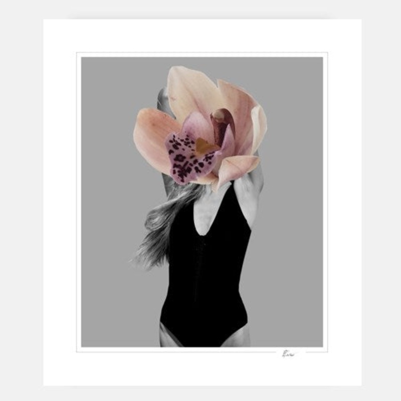 Woman with an orchid|C – 400 x 500|D – 500 x 600|E – 600 x 760|F – 760 x 1000|G – 1000 x 1300|Matt Photographic Paper|None|Black|White|Scandi