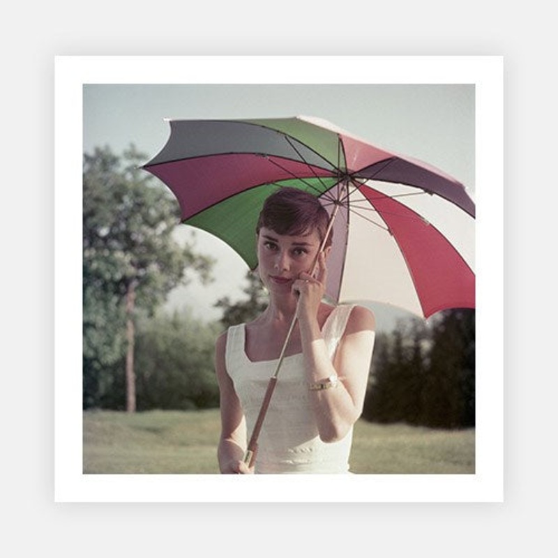 Audrey Hepburn ||B – 290 x 290|C – 380 x 380|D – 490 x 490|E – 560 x 560|F – 710 x 710|G – 965 x 965|Photographic Paper|None|White|Black|Scandi