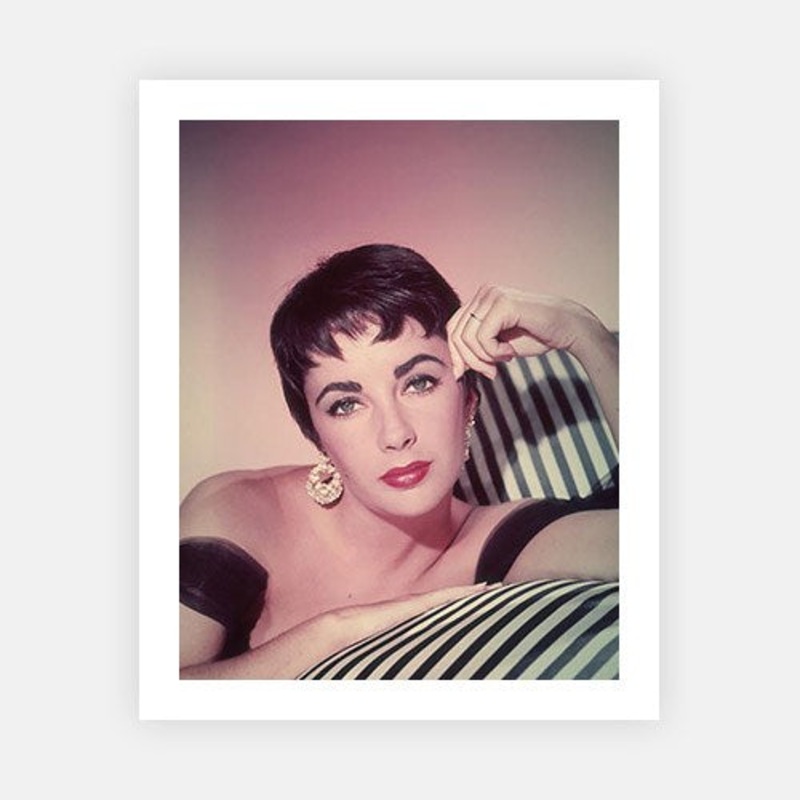 Elizabeth Taylor|B – 195 x 290|C – 320 x 490|Photographic Paper|None|White|Black|Scandi