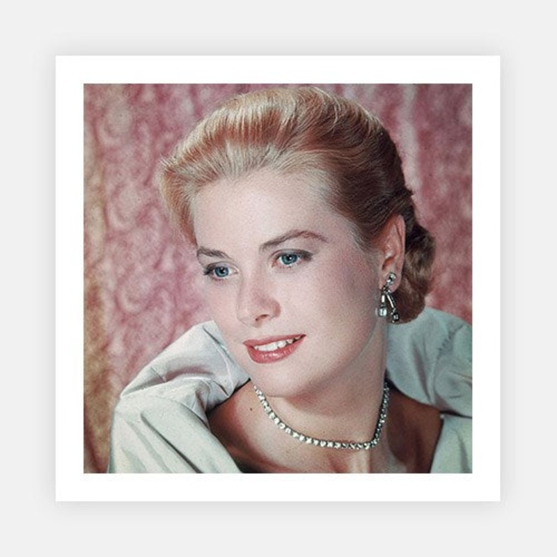 Grace Kelly|B – 290 x 290|C – 380 x 380|D – 490 x 490|E – 560 x 560|Photographic Paper|None|White|Black|Scandi