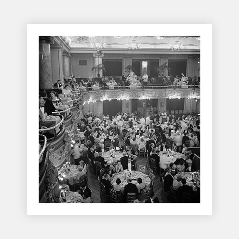 Luxury Dining|C – 380 x 380|D – 490 x 490|E – 560 x 560|F – 710 x 710|G – 965 x 965|Photographic Paper|None|White|Black|Scandi