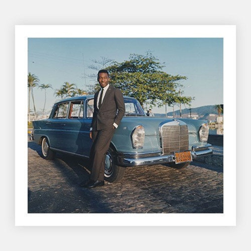 Pel Professional Footballer|B – 195 x 290|C – 320 x 490|Photographic Paper|None|White|Black|Scandi