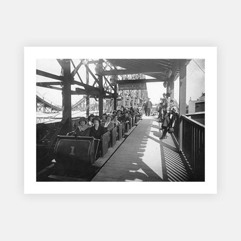 Ride At The Fair|B – 195 x 290|Photographic Paper|None|White|Black|Scandi
