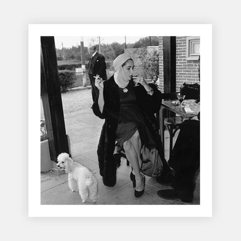 Taylor And Poodle|C – 380 x 380|D – 490 x 490|E – 560 x 560|F – 710 x 710|G – 965 x 965|Photographic Paper|None|White|Black|Scandi