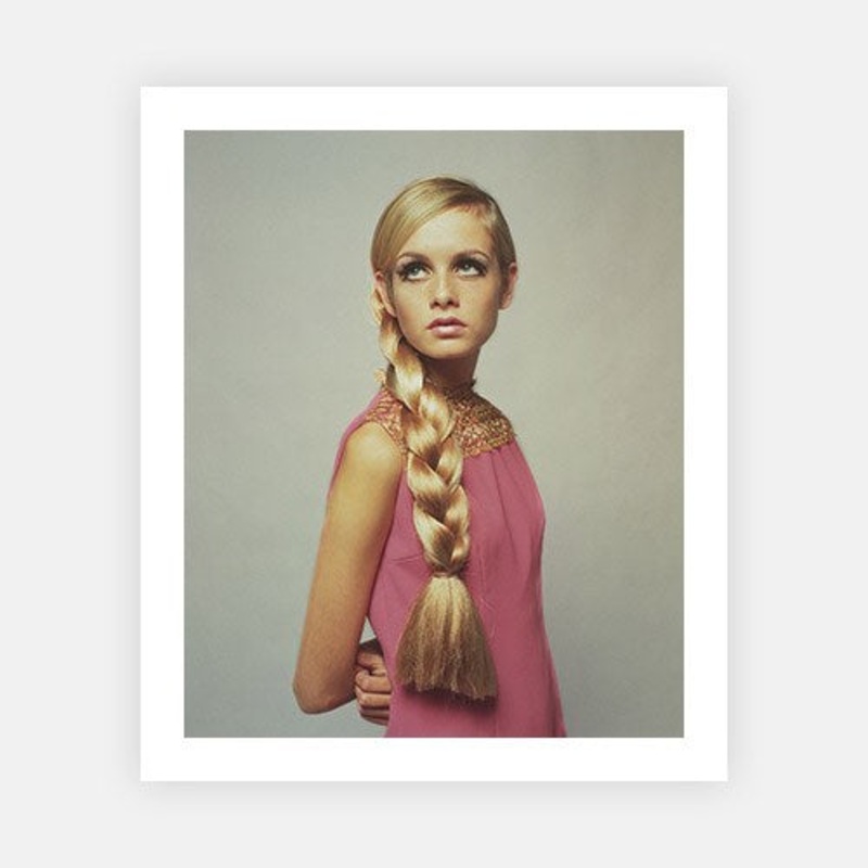 Twiggy in Pink|B – 195 x 290|C – 320 x 490|D – 390 x 590|E – 490 x 730|F – 640 x 965|Photographic Paper|None|White|Black|Scandi