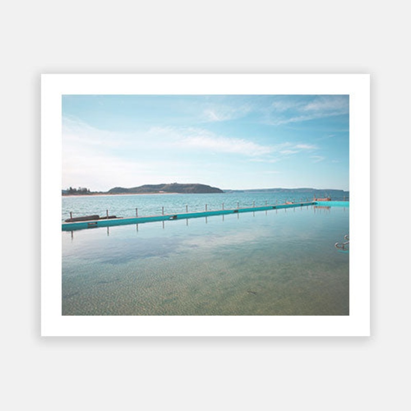 Palm beach pool 01|C – 400 x 500|D – 500 x 600|E – 600 x 760|F – 760 x 1000|G – 1000 x 1300|Matt Photographic Paper|Canvas|None|White|Black|Scandi