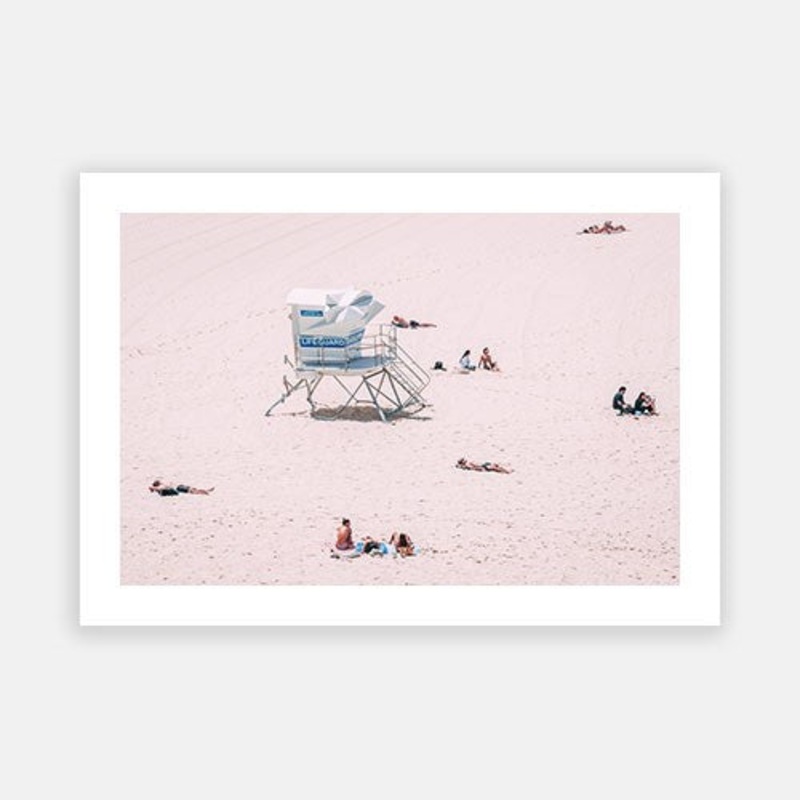 Sunday Club|E – 500 x 760|F – 660 x 1000|G – 850 x 1300|Photographic Paper|Rag Paper|Canvas|None|White|Black|Scandi