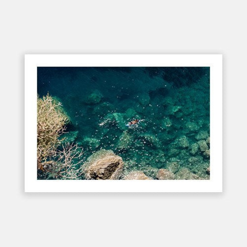 Mamma Mia 01|E – 500 x 760|F – 660 x 1000|G – 850 x 1300|Photographic Paper|Rag Paper|Canvas|None|White|Black|Scandi