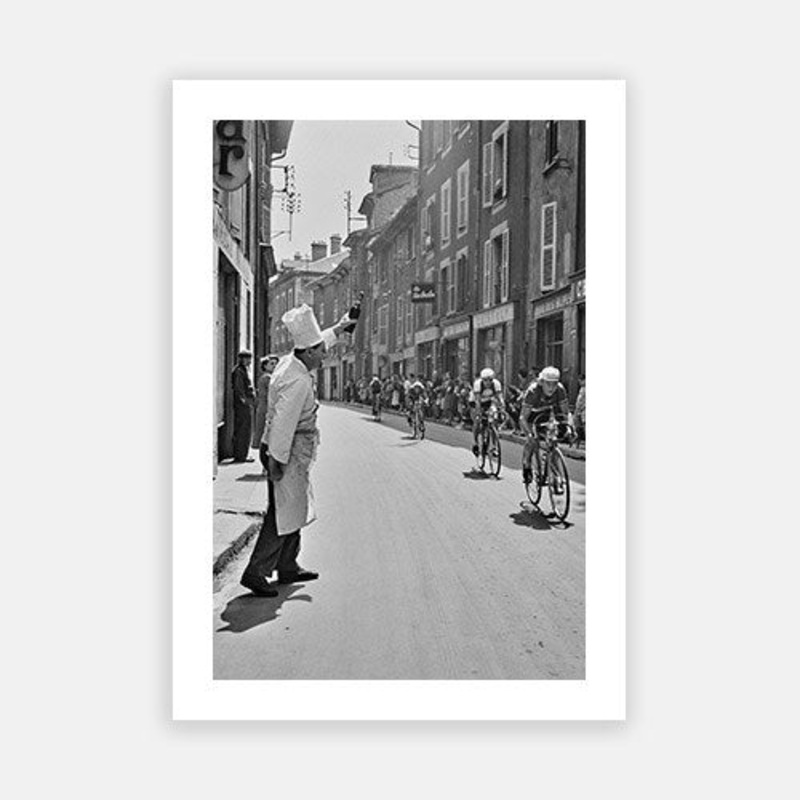 Chef Toasts Tour|C – 320 x 490|D – 390 x 590|E – 490 x 730|F – 640 x 965|G – 965 x 1440|Photographic Paper|Canvas|None|White|Black|Scandi