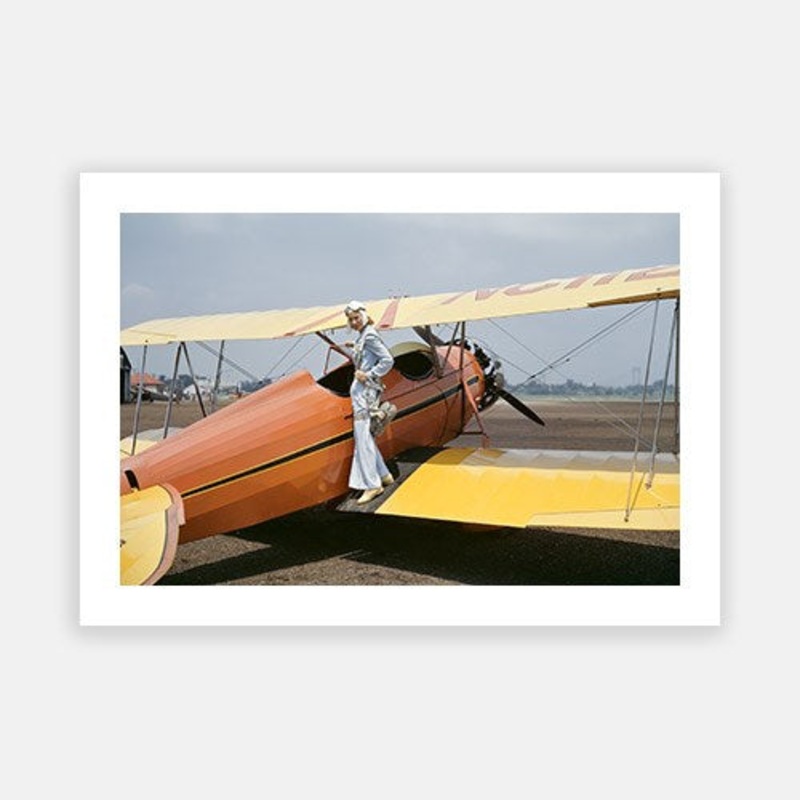 Female Pilot|C – 320 x 490|D – 390 x 590|E – 490 x 730|F – 640 x 965|G – 965 x 1440|Photographic Paper|Canvas|None|White|Black|Scandi