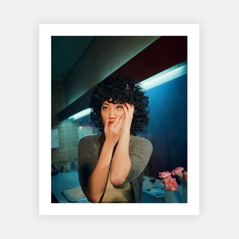 Flowers and the Full Moon|XS – 390 x 480|S – 480 x 600|M – 730 x 900|L – 830 x 1020|XL – 970 x 1200|Photographic Paper|Rag Paper|None|Black|White|Scandi