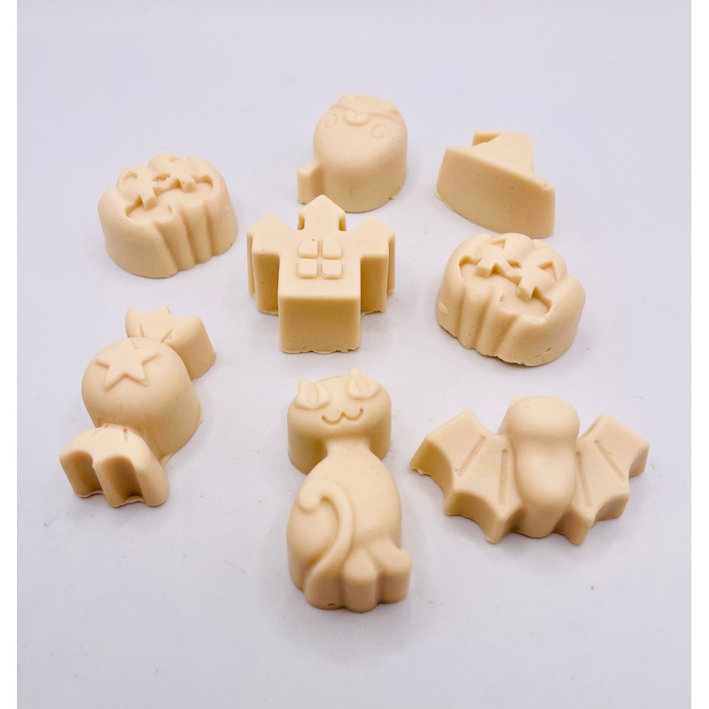 Mini Spooky Halloween Vegan Soaps  Set of 8 – Gift Boxed | Halloween Gift | Spooky Gift | Alternative Gift Idea