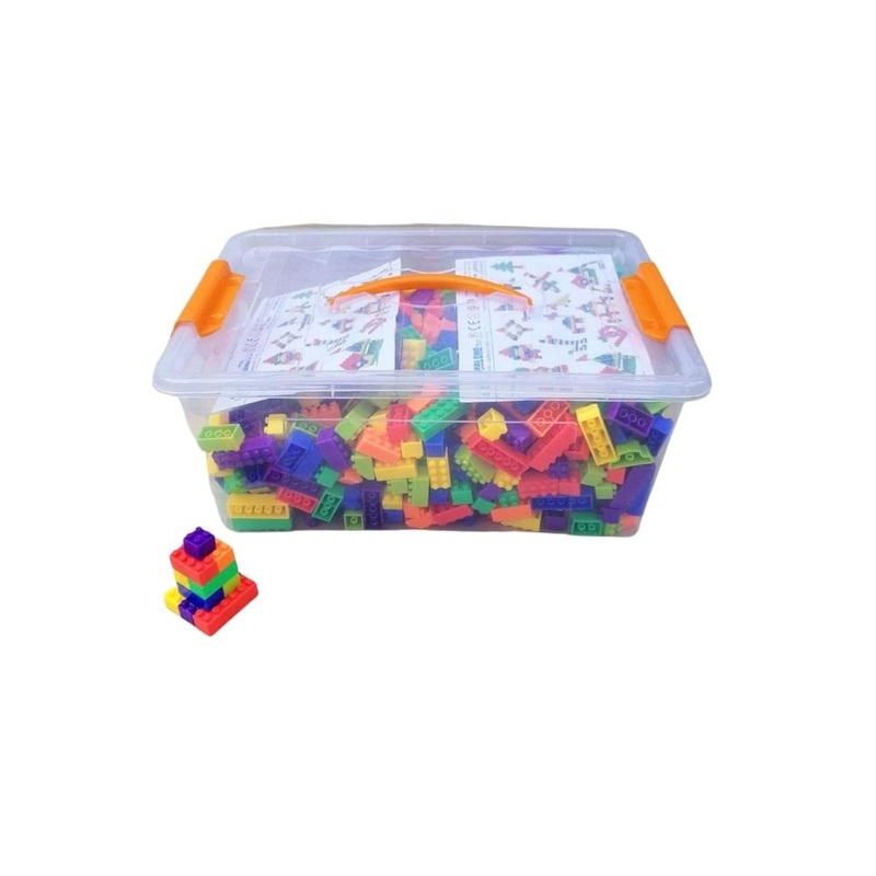Set cubes in a plastic box