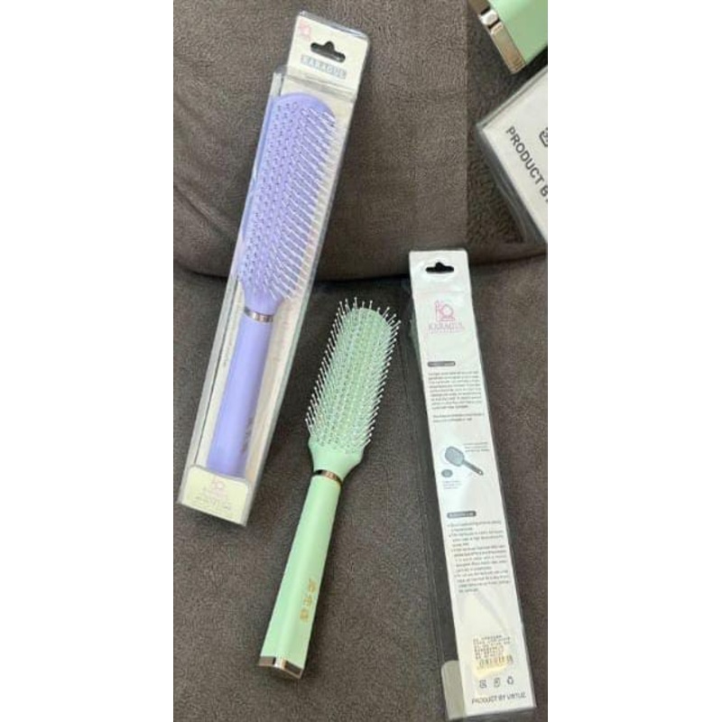 3374 Classic Flat Hair Brush with Strong & flexible nylon bristles for Men, Women & Kids